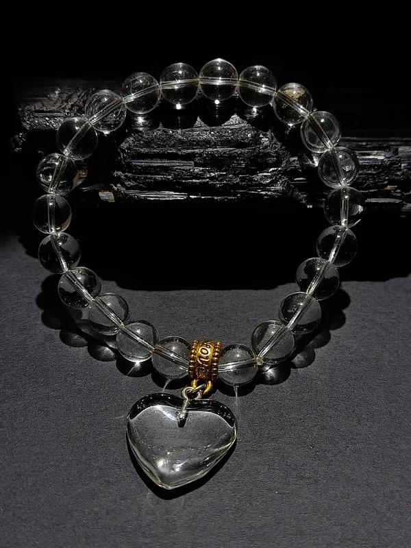 Emotional_Healing_balance_With_Mental_Peace_Sphatik_Bracelet_(Enhanced_spiritual_awareness)