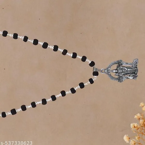 Karungali_murgan_lockets