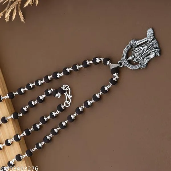 Murgan_locket_with_silver_plated_karungali_mala