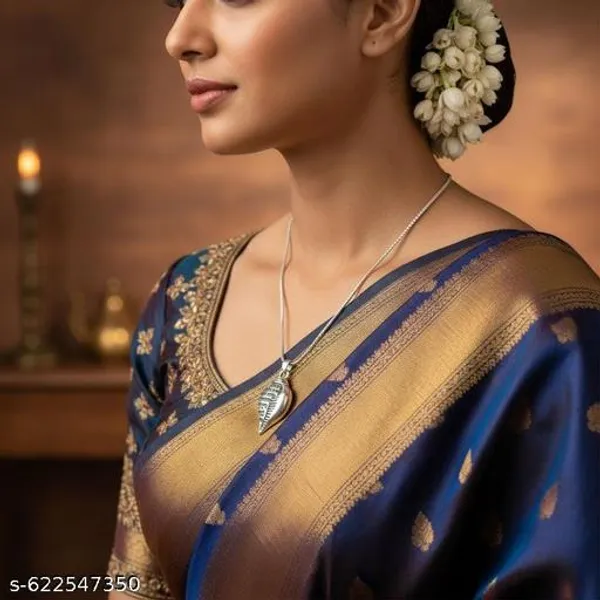 Krishna_vasudevaya_mantra_shankh_locket_with_chain_girls_&_women