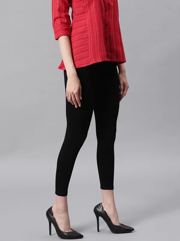 Black_and_Mustard_Rayon_Blend_Leggings_With_Elasticated_Waist_For_Women_Combo_Set_(Pack_Of_2)