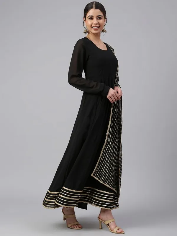 Black_Georgette_Solid_Kurta_with_and_Dupatta