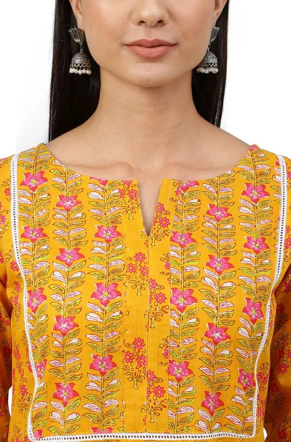 Cotton_Floral_Print_Straight_Kurta_With_Pant