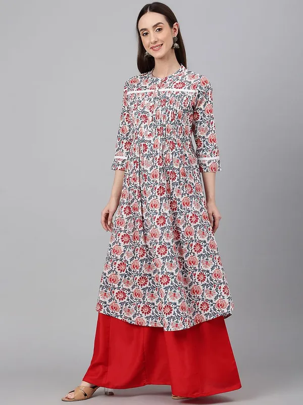 Cotton_Kurti_Flower_Print_with_Chain_Work_and_Button_Design_Pattern_3/4_Slevees