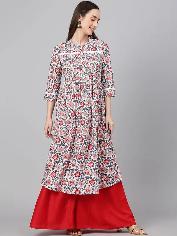 Cotton_Kurti_Flower_Print_with_Chain_Work_and_Button_Design_Pattern_3/4_Slevees