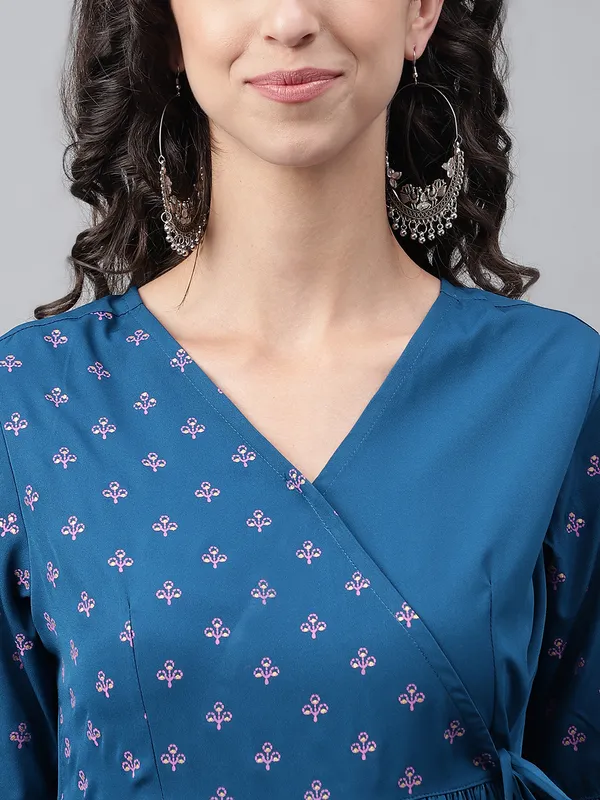 Blue_Crepe_Solid_Angrakha_Kurta_For_Women