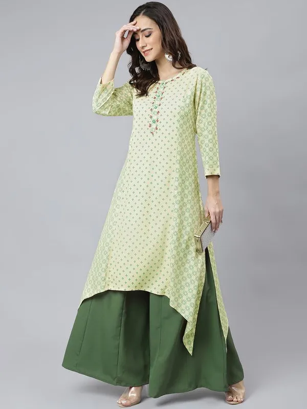 Rayon_Ethnic_Motifs_Asymmetric_Kurta