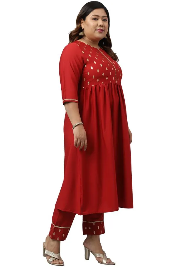 Womens_Maroon_Poly_Crepe_Ethnic_Motifs_Kurta_with_Pant