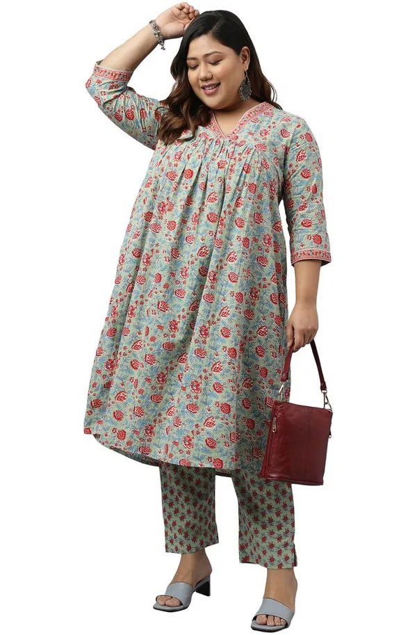 Womens_Plus_Size_Green_Cotton_Floral_Printed_Kurta_with_Pant