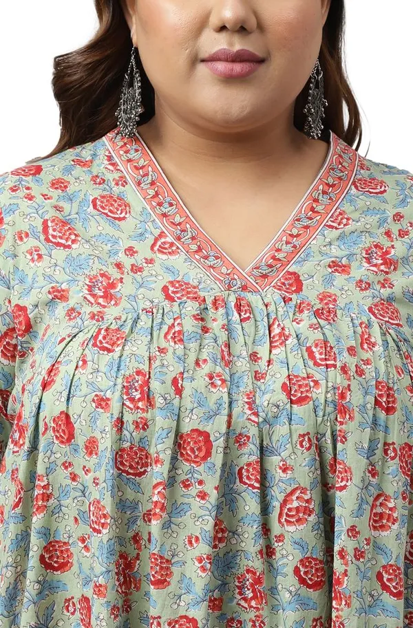 Womens_Plus_Size_Green_Cotton_Floral_Printed_Kurta_with_Pant