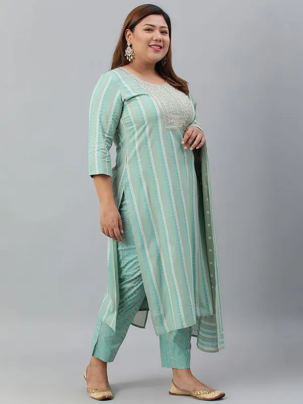 Womens_Plus_Size_Mint_Green_Rayon_Kurta_With_Pant_and_Dupatta_Plus_Size