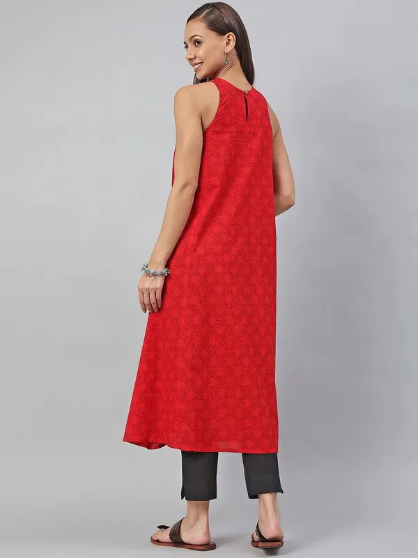 Womens_Red_Printed_Sleeveless_Flared_Kurta