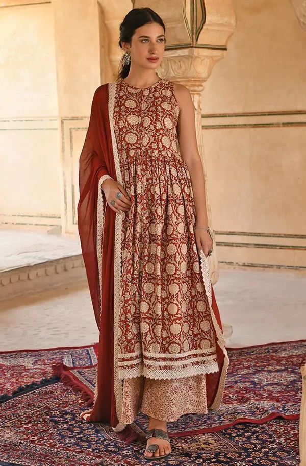 Womens_Rust_Cotton_Floral_Print_Kurta_with_Palazzo_and_Dupatta