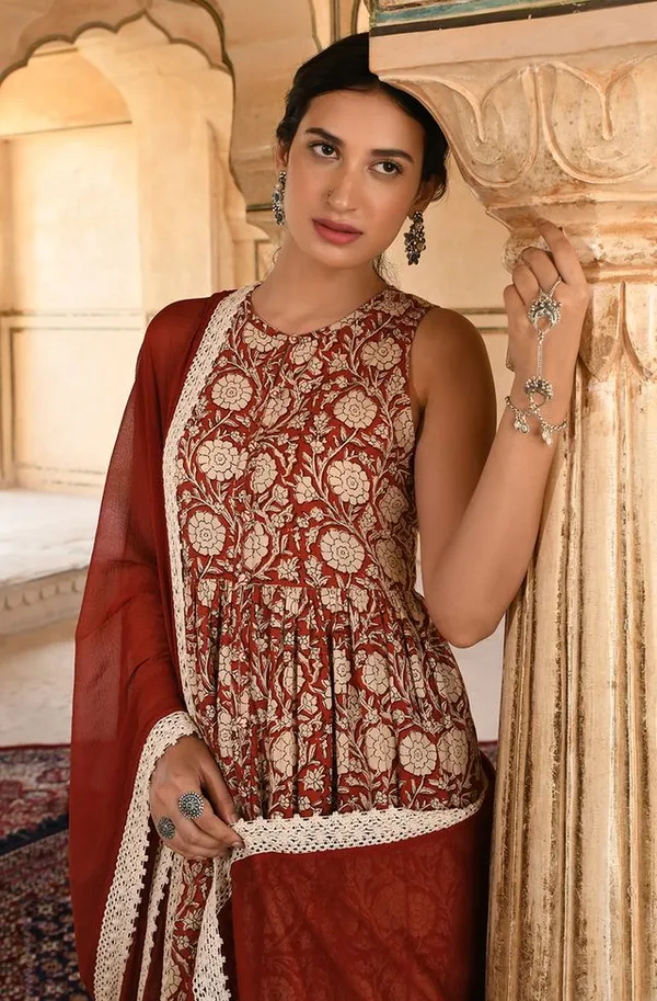 Womens_Rust_Cotton_Floral_Print_Kurta_with_Palazzo_and_Dupatta