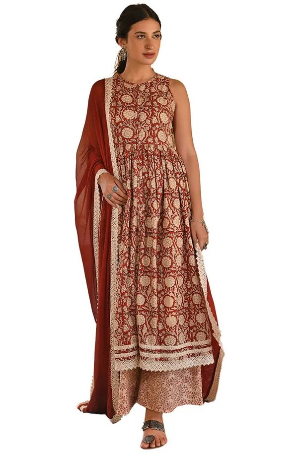 Womens_Rust_Cotton_Floral_Print_Kurta_with_Palazzo_and_Dupatta