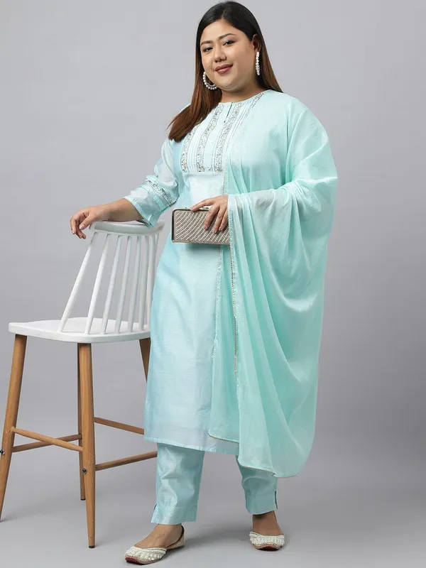 Womens_Sea_Green_Chanderi_Silk_Yoke_Embroidery_Kurta_with_Pant_and_Dupatta