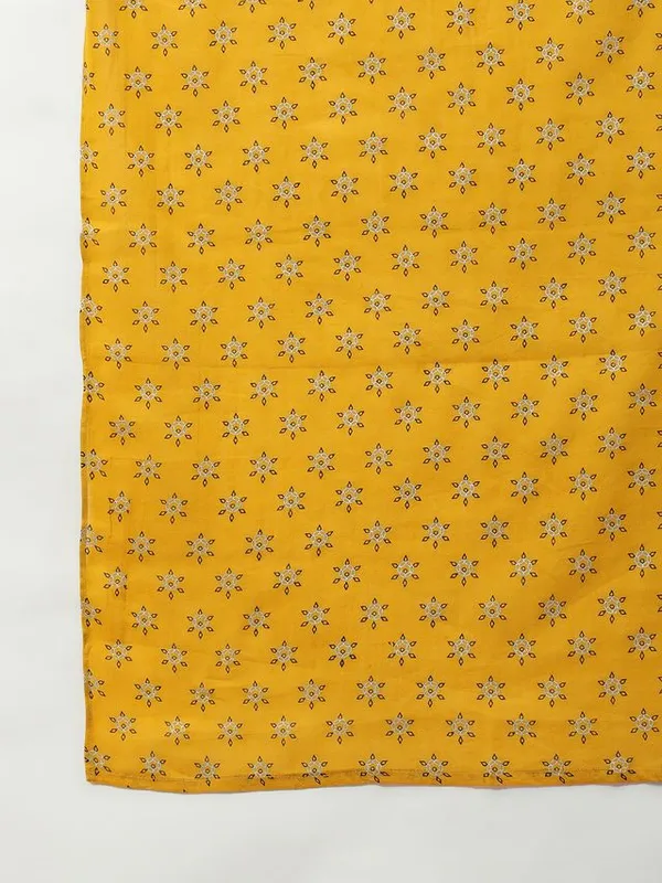 XL_LOVE_Plus_Size_Mustard_Rayon_Kurta_With_Pant_and_Dupatta