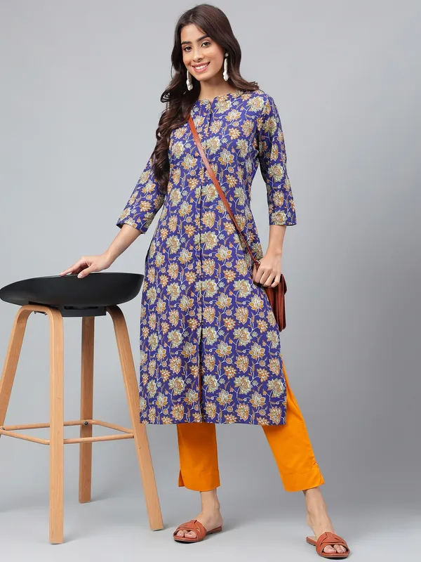 Blue_Floral_Print_No_Darts_Straight_Kurta_For_Women