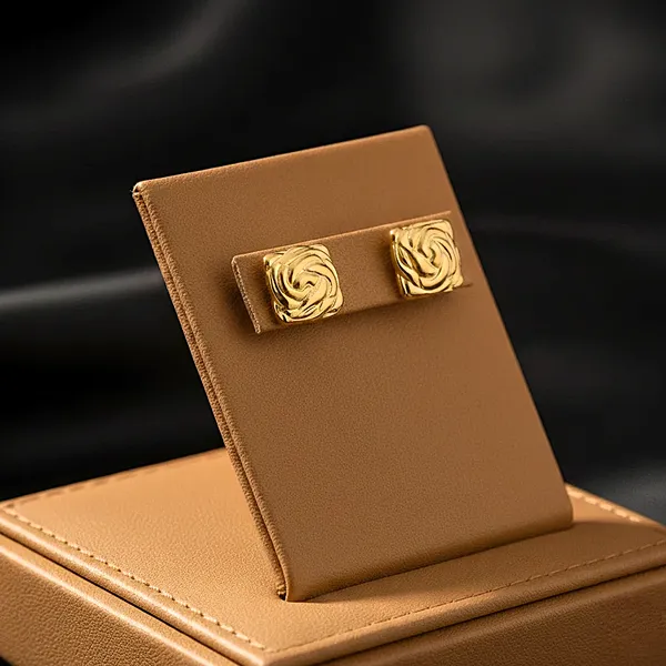 Luxe_Swirl_Square_Studs