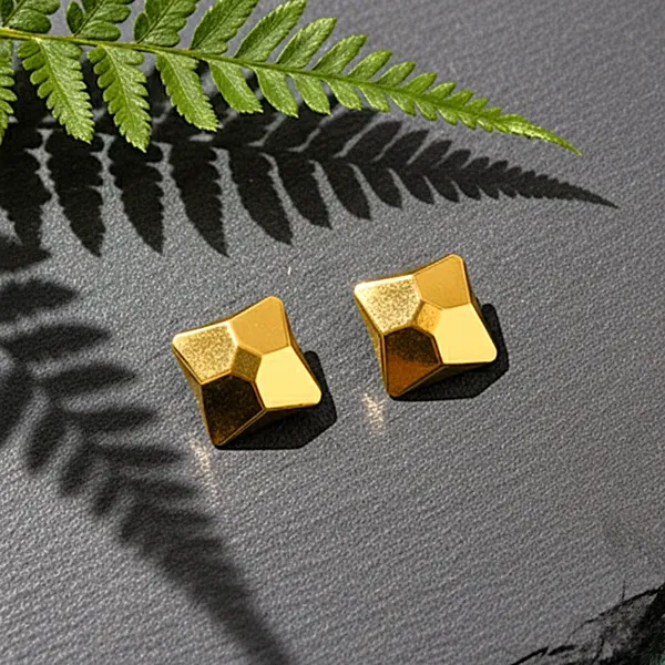 Luxe_Polygon_Studs