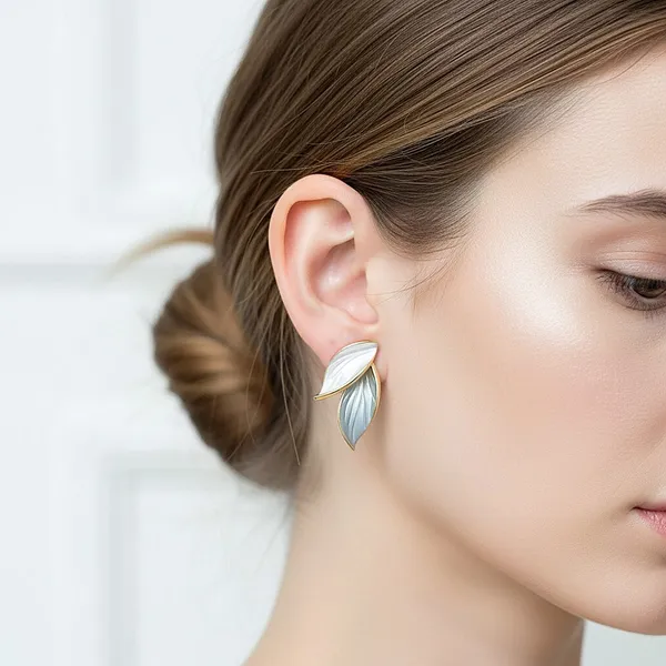 White_Alloy_Ocean_Leaf_Earrings_For_Women
