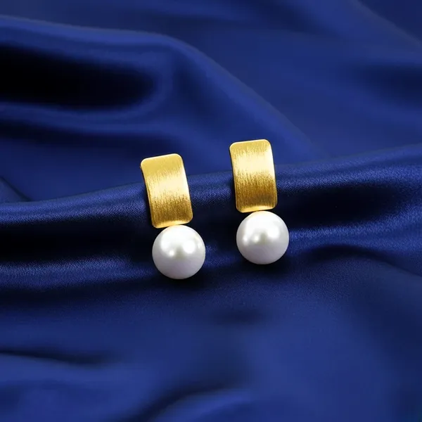 Golden_Pearl_Drop_Stud_Earrings_?_Luxe_Modern_Elegance
