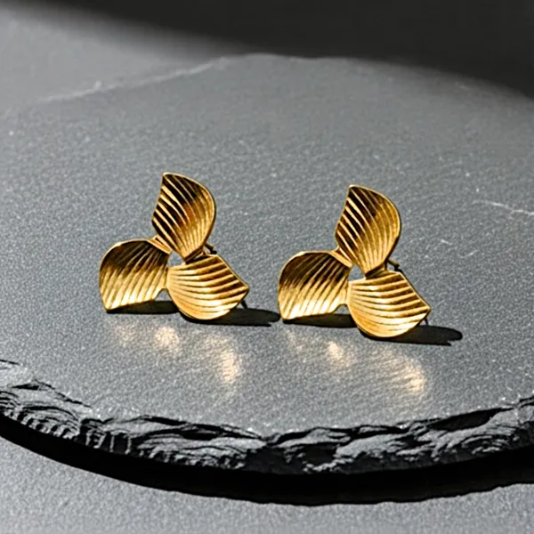 Leaf_Trio_Studs