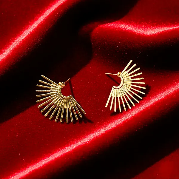 Luxe_Ray_Studs