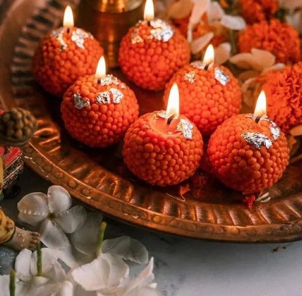Motichoor_Ladoo_-_box_of_10