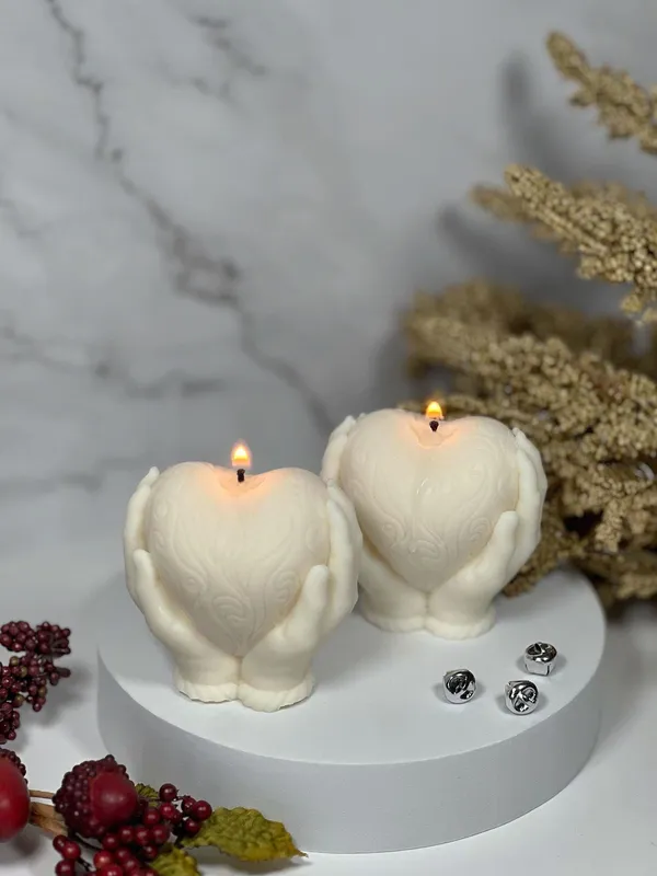 The_"Held_Heart"_Sculptural_Candle