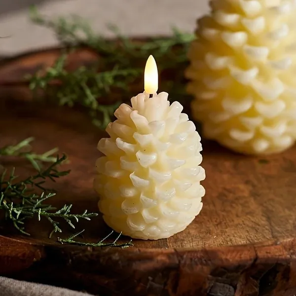 Pinecone_Pillar_Candle