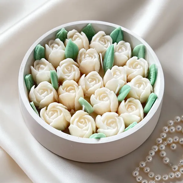 Ivory_Rosebed