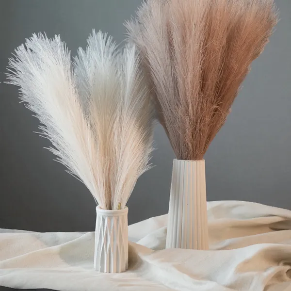 Long_Geometric_Vase_For_Home_Decor