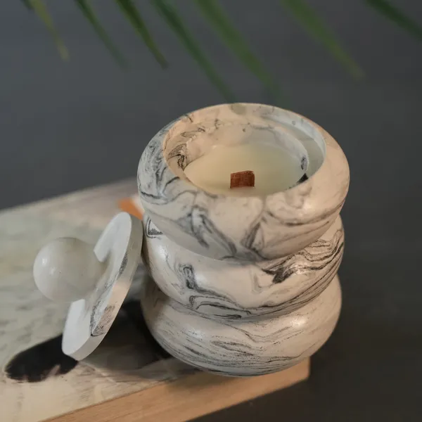 Black_&_White_Marbella_donut_jar