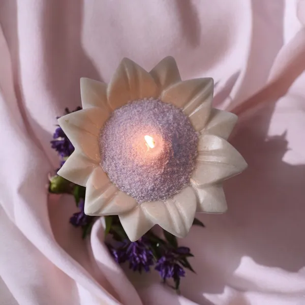 Purple_Pearl_Wax_For_Home_Decor