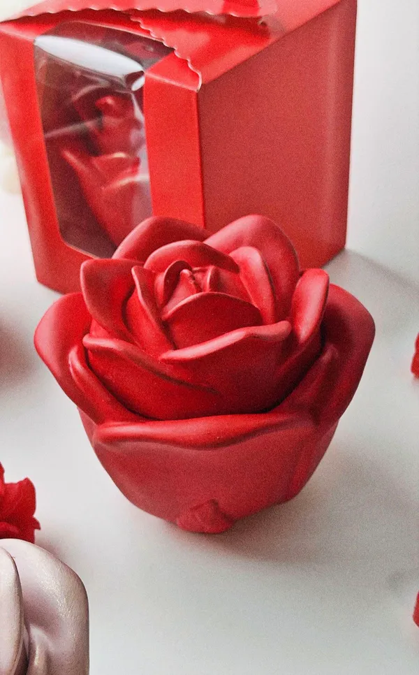 Red_Rose_Jar_