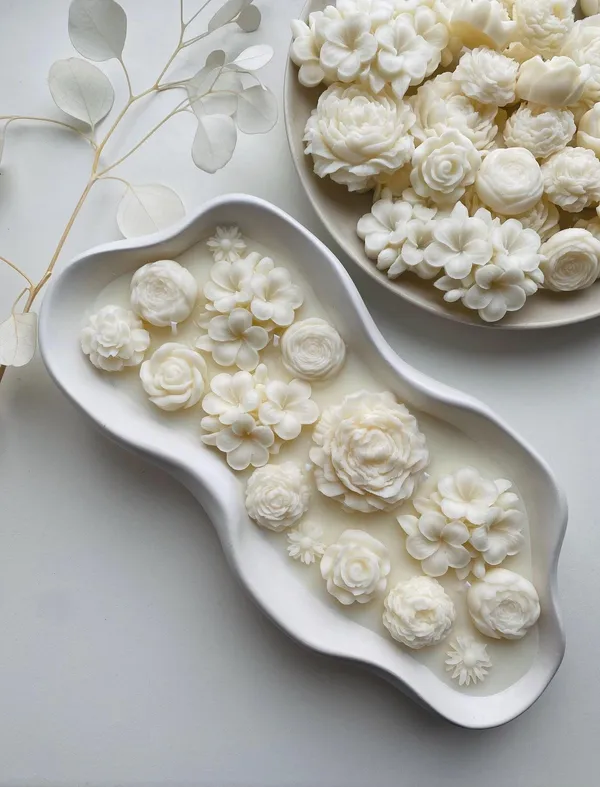 Serene_bloom_bowl_candle