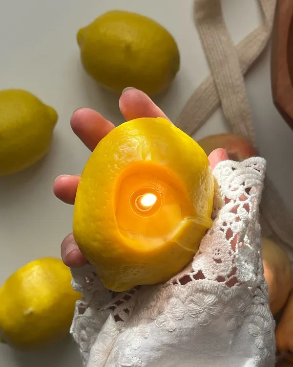 Set_of_3_lemon_candles_