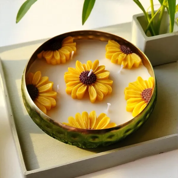 Summer_Bloom_Centerpiece_Candles