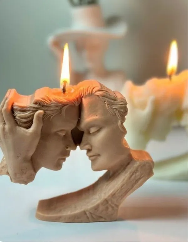 The_Eternal_Embrace_Sculptural_Candle