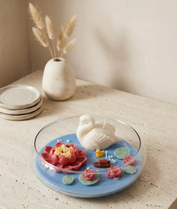 The_Swan_Lake_Candle