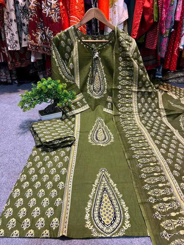 Beautiful_Jaipur_Festive_Speciol__kurta_set_...