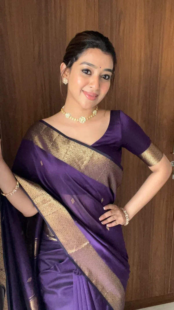 Nayanthara_Saree_Luthuf_-_Royal_Purple_Nayanthara_Saree