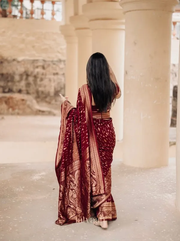Pretty_Maroon_Soft_Silk_Saree_With_Forbearance_Blouse_Piece