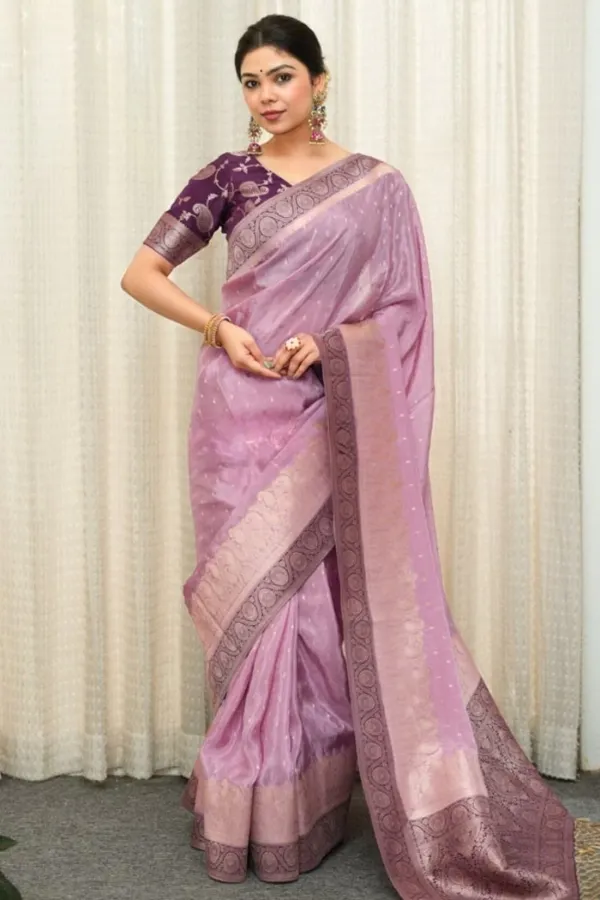 Pulsating_Lavender_Soft_Silk_Saree_With_Opulent_Blouse_Piece