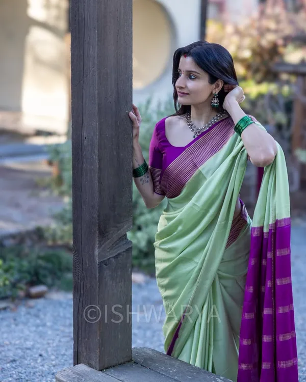 Whimsical_Sea_Green_Soft_Silk_Saree_With_Fantabulous_Blouse_Piece