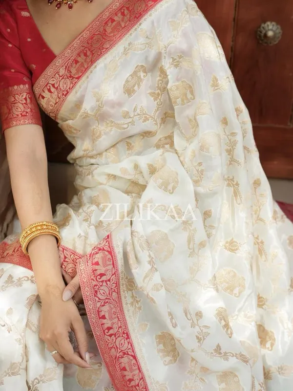 White_Soft_Banarasi_Silk_Saree_With_Blouse