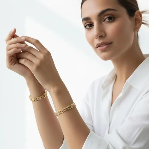 CRUSSTIQUE_GOLD_Elegant_Crystal_Bangle_Set_for_Women,_2_Piece_Lattice_Design_Bangles_with_Rhinestone_Accents,_Traditional_Indian_Style_Jewellery_for_Party,_Wedding_and_Festive_Occasions