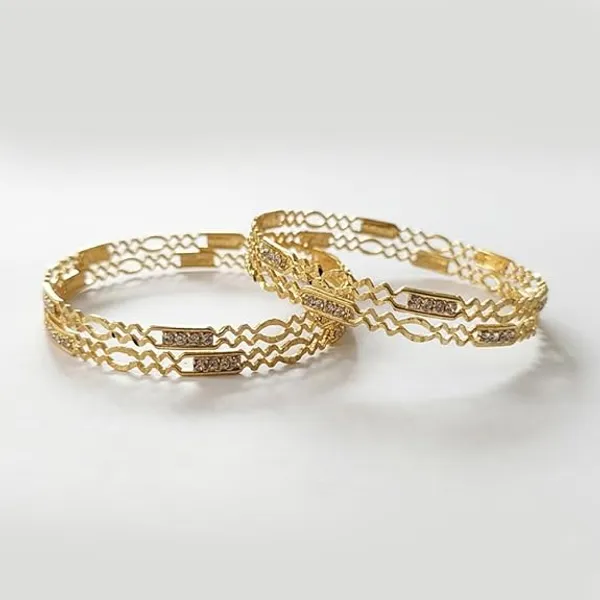 CRUSSTIQUE_GOLD_Elegant_Crystal_Bangle_Set_for_Women,_2_Piece_Lattice_Design_Bangles_with_Rhinestone_Accents,_Traditional_Indian_Style_Jewellery_for_Party,_Wedding_and_Festive_Occasions