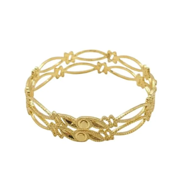 CRUSSTIQUE_GOLD_Elegant_Bangle_for_Women,_Traditional_Indian_Style_with_Textured_Floral_Design,_Fashion_Jewellery_for_Party,_Wedding_and_Festive_Occasions